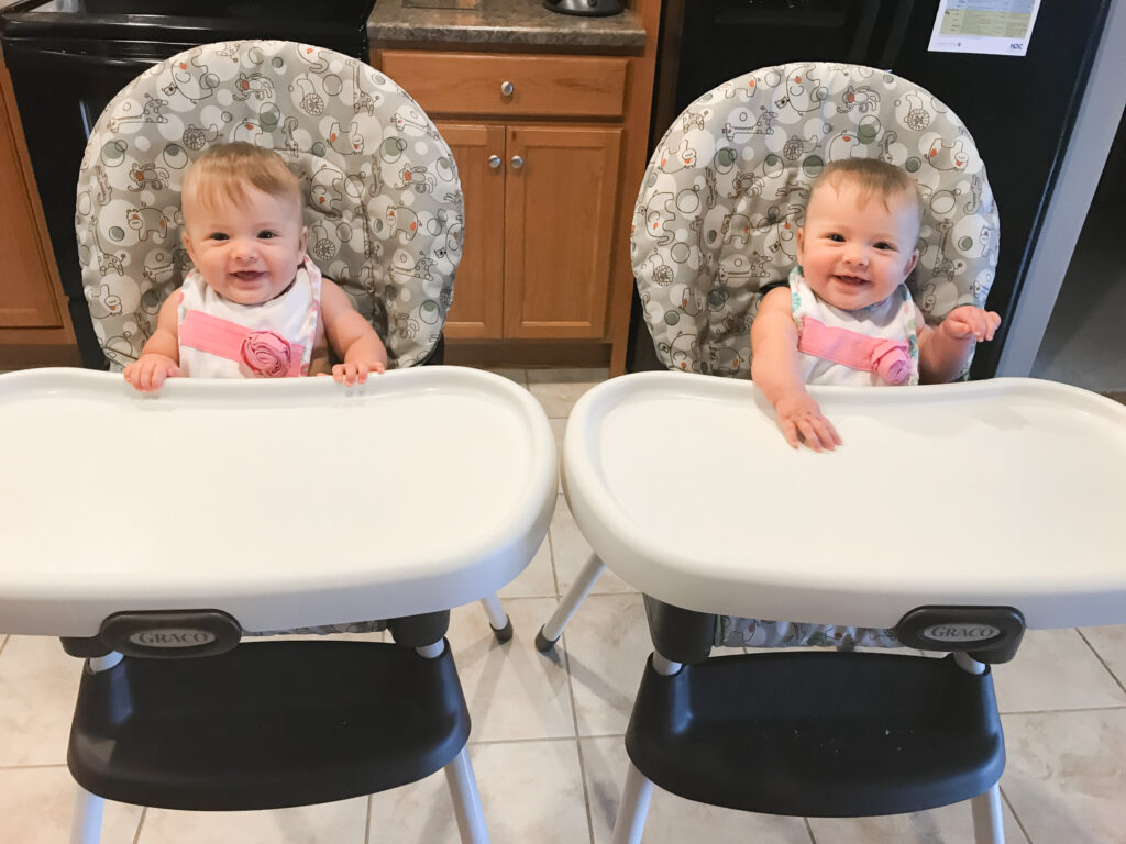 Starting solids with twins, baby led weaning and purees.
